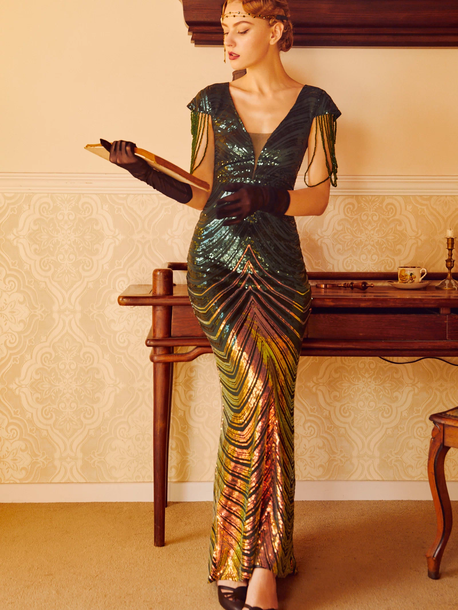 Sheer Scoop Neck Iridescent Sequin Dress | Garkgreen | 2