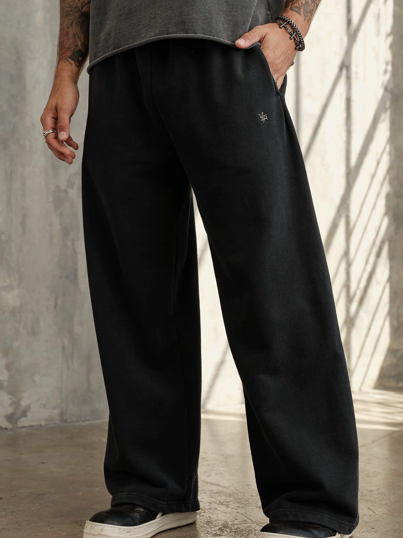 2067 - Elevated Essentials - Baggy Sweats - Baggy sweats in heavyweight cotton with relaxed silhouette, structured drape, soft feel, and subtle 'Elevated' detailing in colour Black Wash.