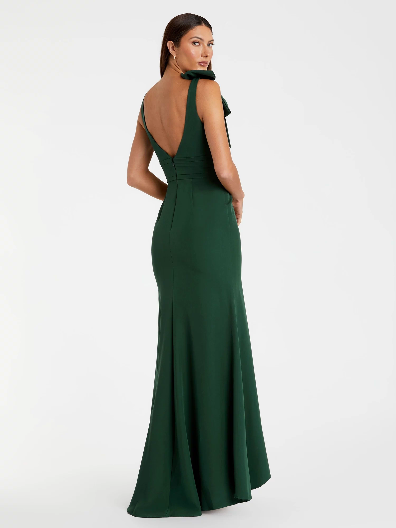 Green Sleeveless V Neck Bow Detail Mermaid Gown - Mac Duggal