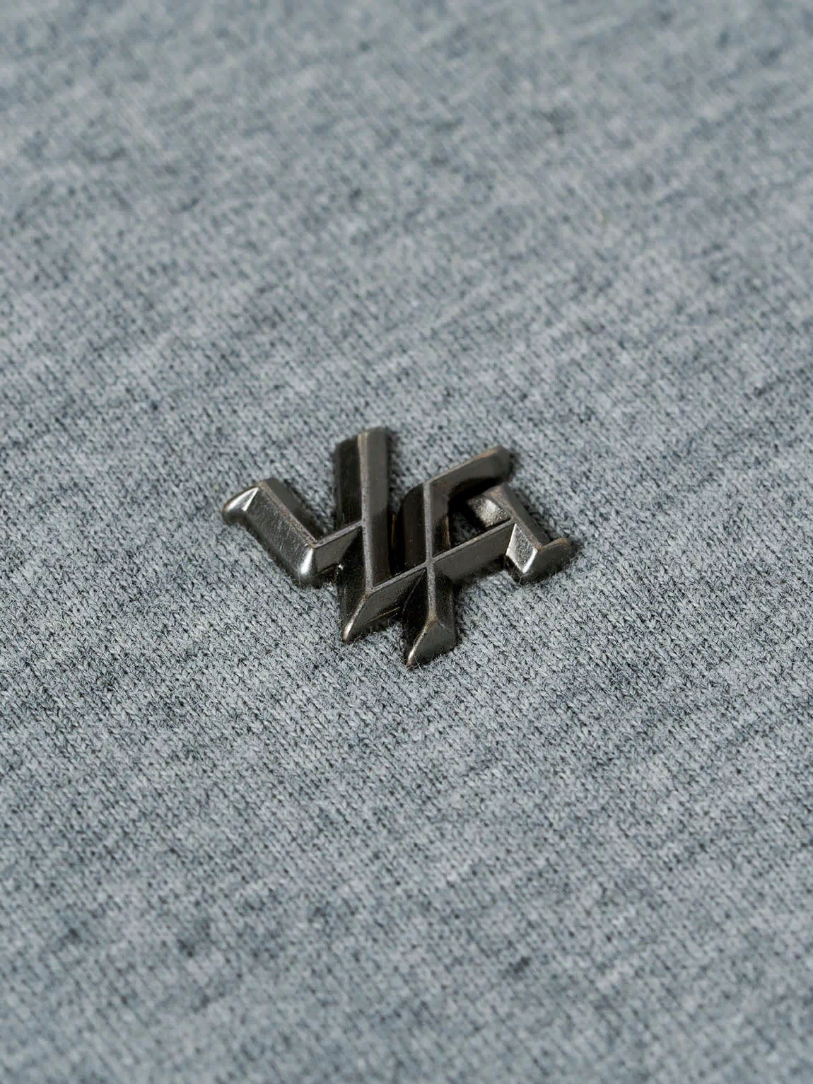 5095 - Elevated Essentials - Crewneck - Heavyweight cotton crewneck with a relaxed fit and ribbed cuffs. Soft interior and minimal 'Elevated' branding for a comfortable, premium everyday essential.