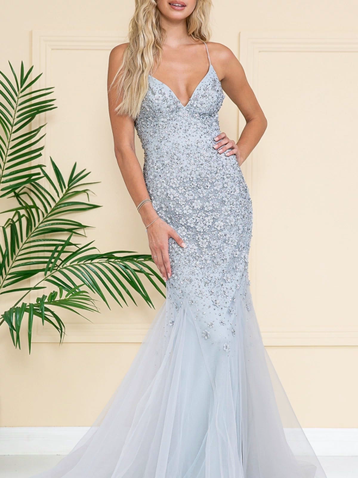 Floral-Embellished Long Prom Dress with Train SU066