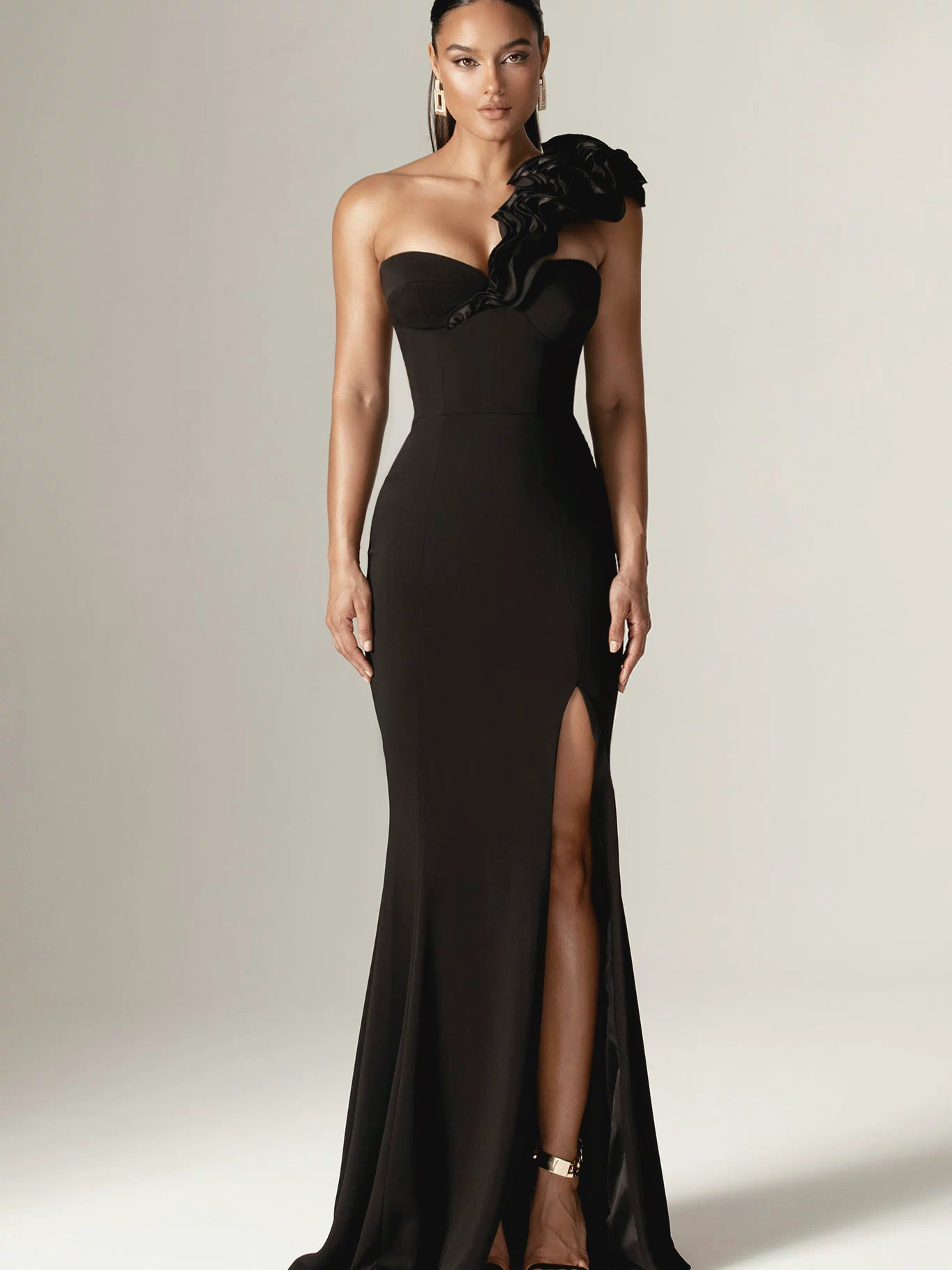 Avery 3D Flowers Corset Maxi Gown (Black)