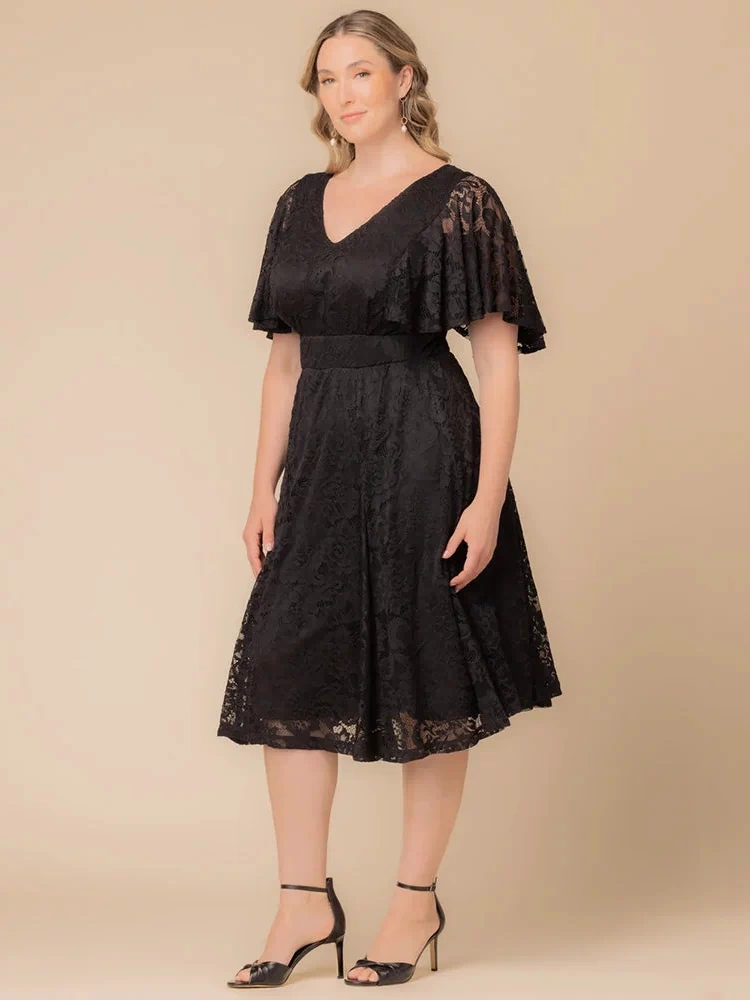 Camille Lace Cocktail Dress in Onyx