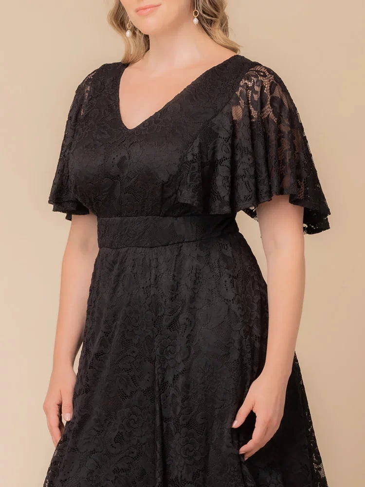 Camille Lace Cocktail Dress in Onyx