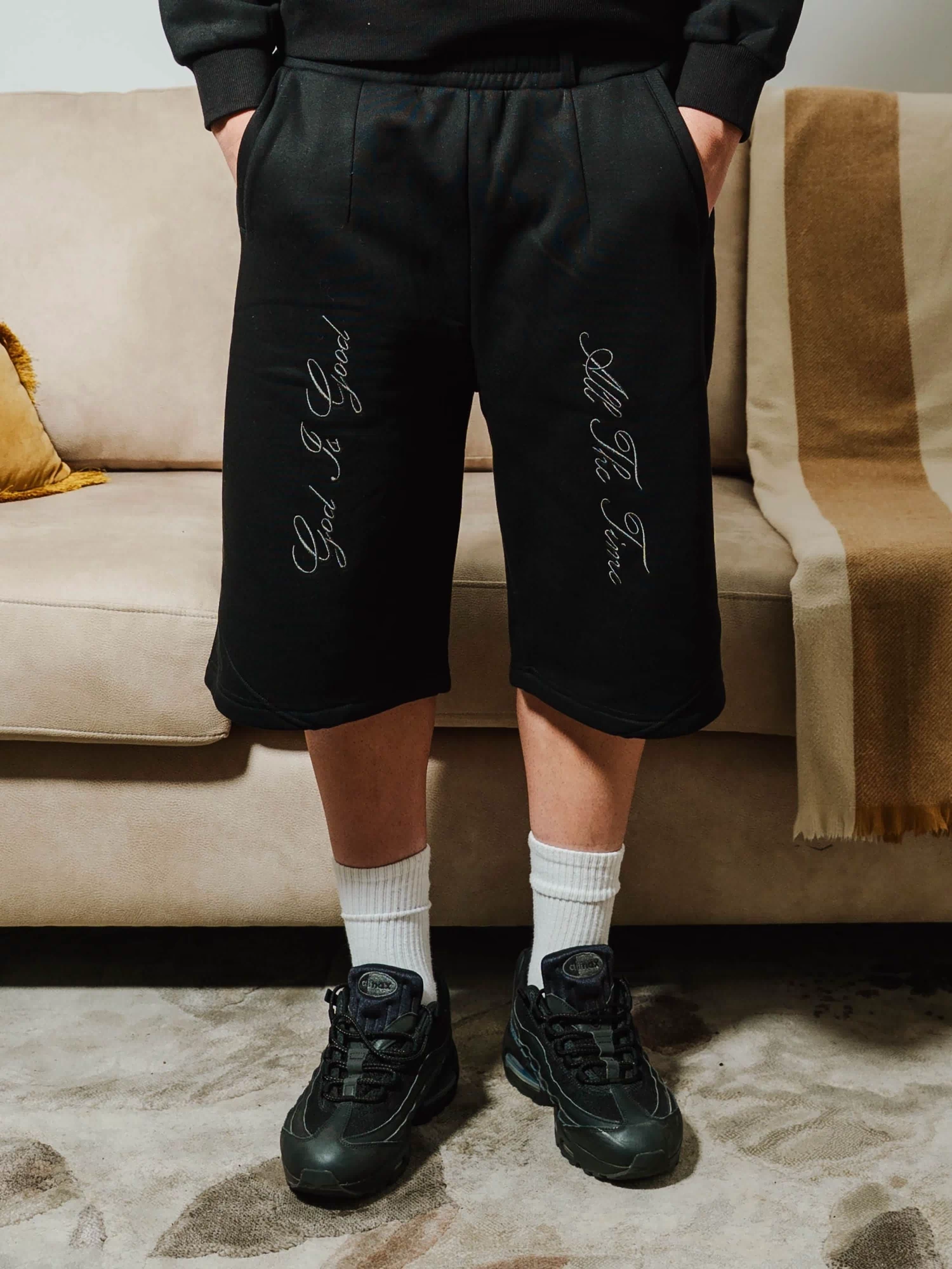DAILY BREAD - MIDNIGHT SHORTS image 5