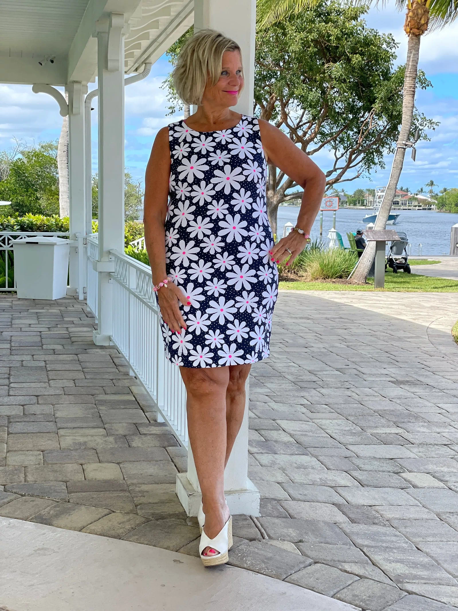 DAISY DAY SHIFT DRESS LULU-B