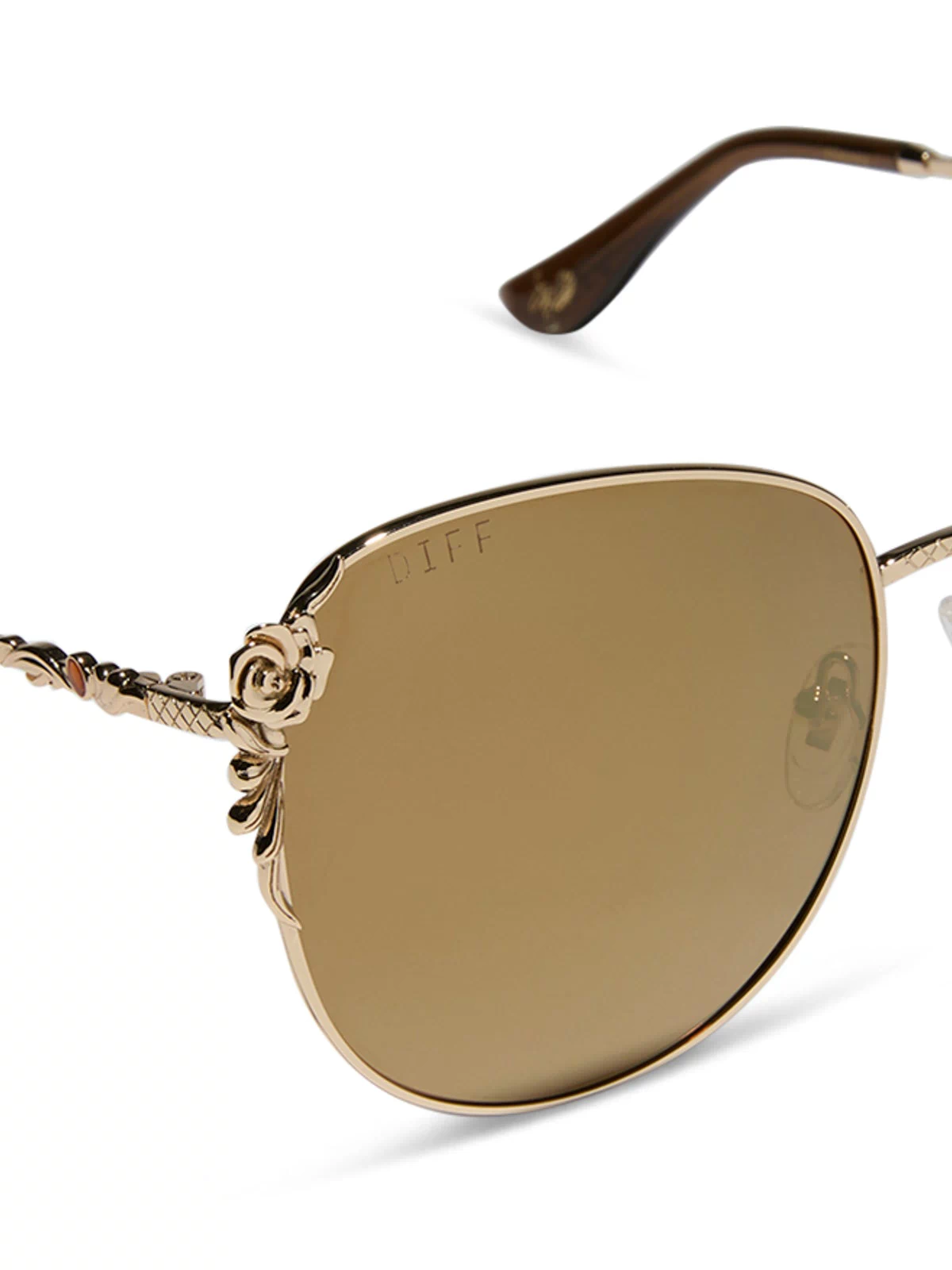 disney princess x diff eyewear featuring the belle square sunglasses with a gold frame and brown lens w/ gold flash polarized lenses detailed view