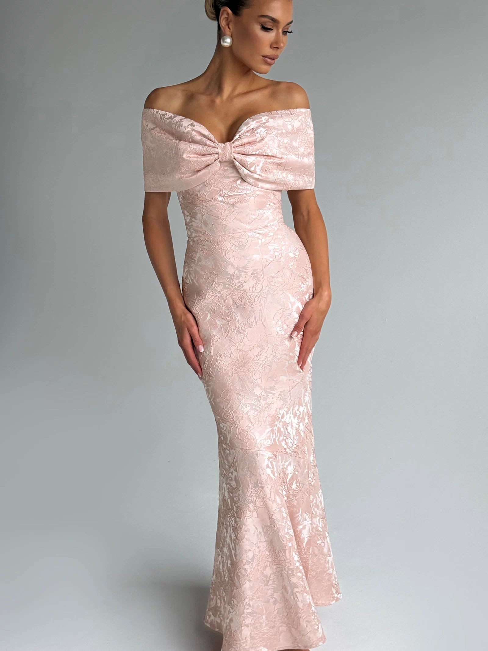 Emberly Maxi Dress - Soft Peach Dress Babyboo Fashion Premium Exclusive Design