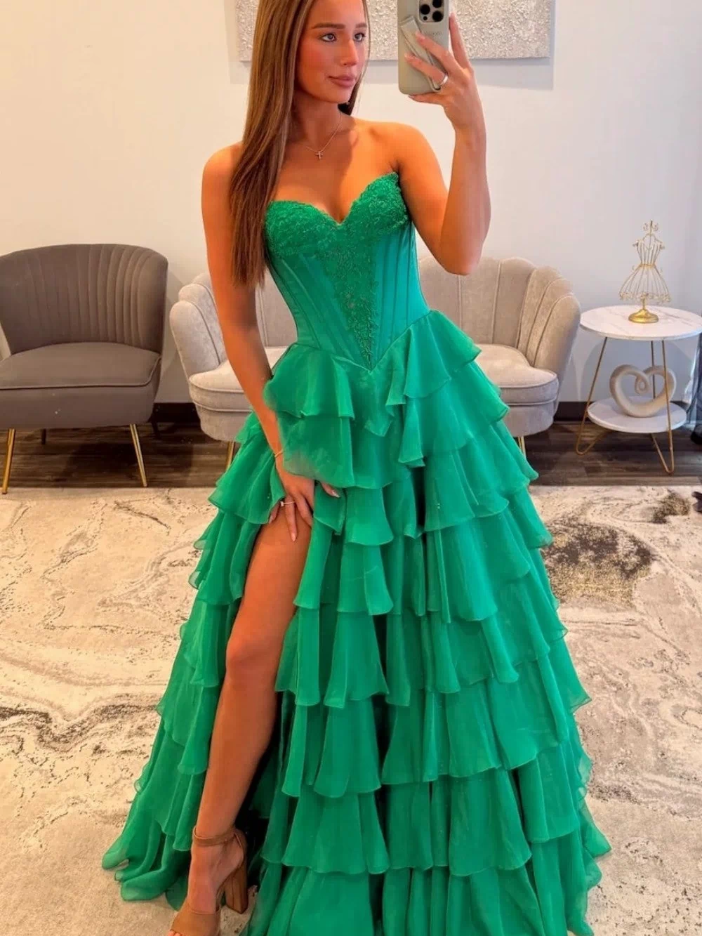 Emerald Green Sweetheart Corset Prom Dress with Tiered Ruffles and High Slit