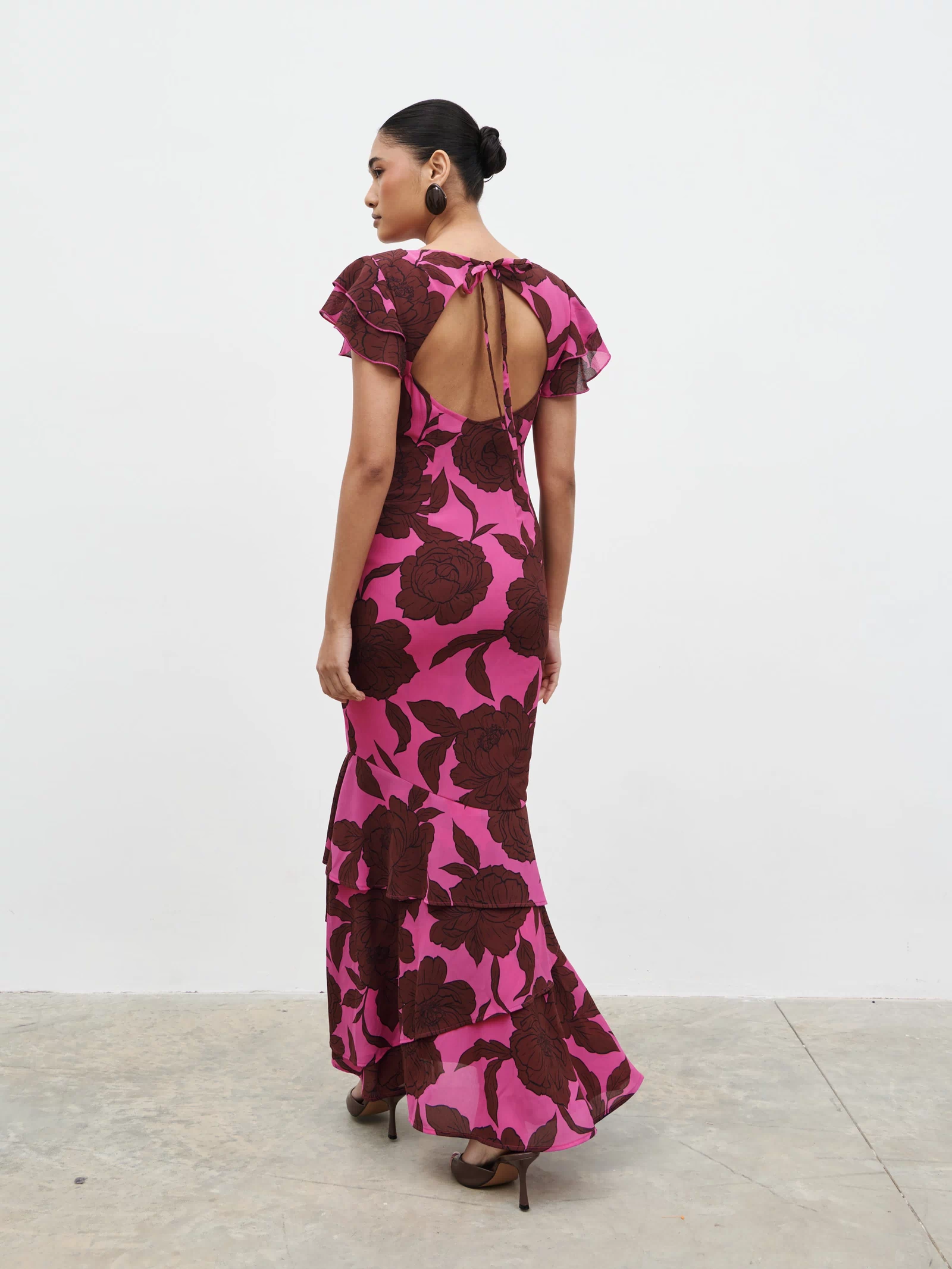 Candy Is 5'6" & Wears Size UK 8|Ester Ruffle Maxi Dress - Brown and Fuchsia Floral
