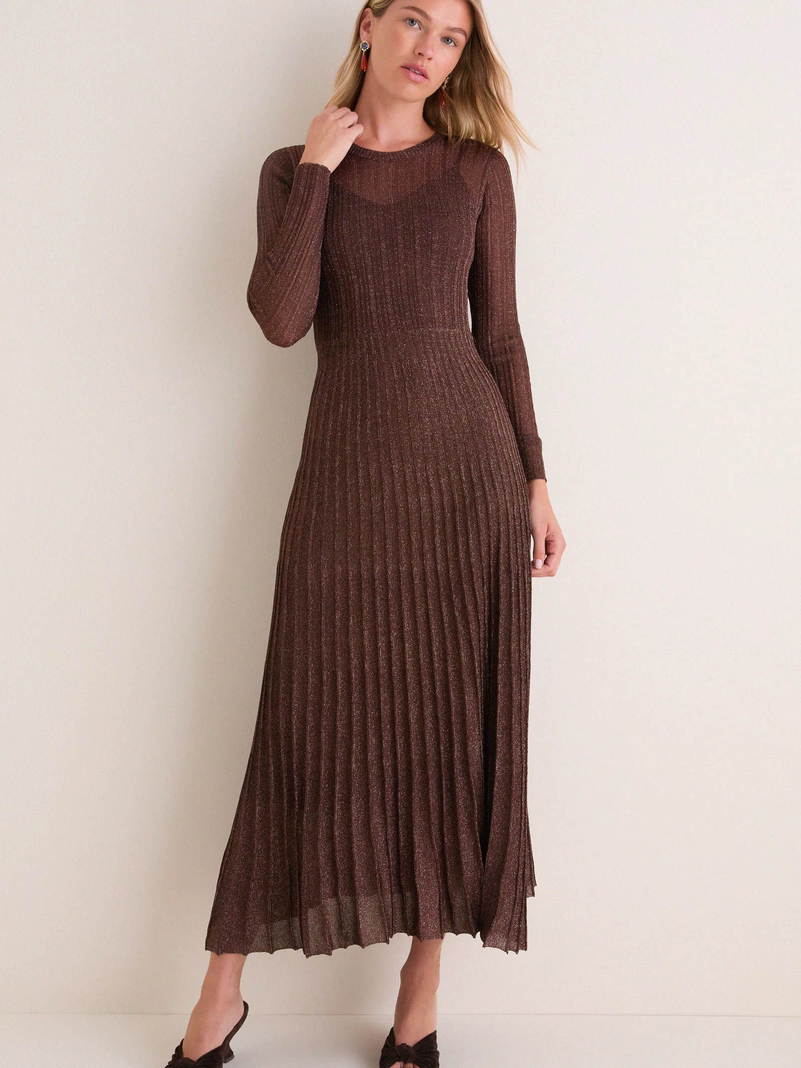 Exclusive Brown Long Sleeve Maxi Dress