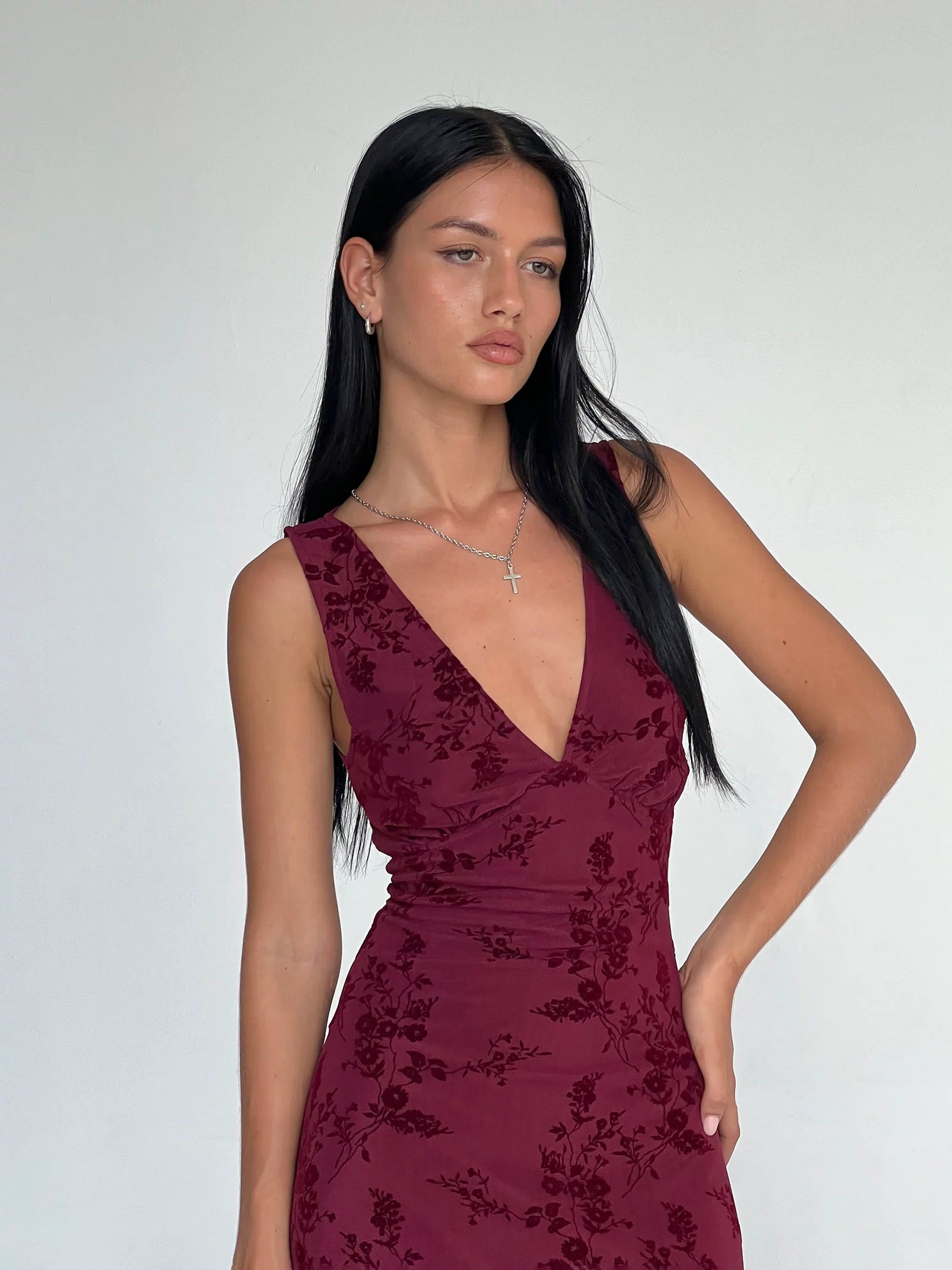Gabriela Midi Dress in Botanical Flower Maroon