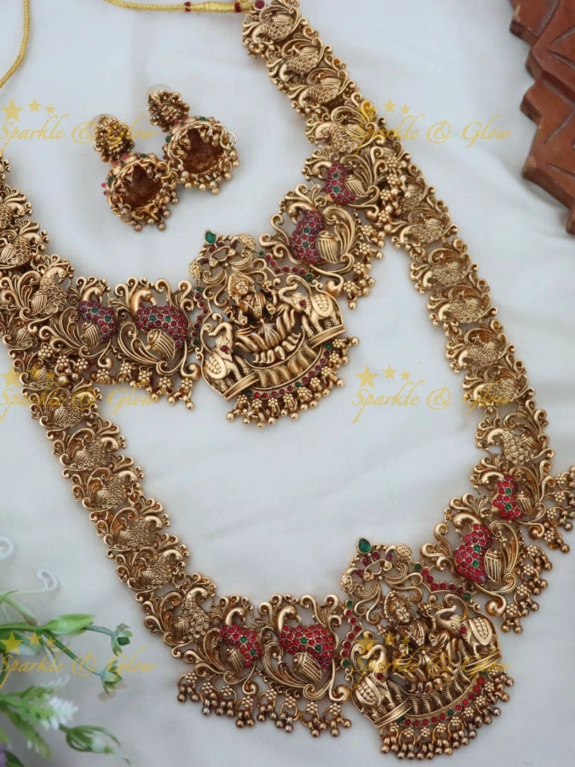 Exquisite Gold Bridal Jewellery Set for Weddings