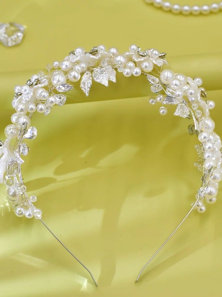 Headband for Women - Boho Floral Crown Bridal Headpiece - Handmade Resin Wedding Hair Accessory - product detail view 9