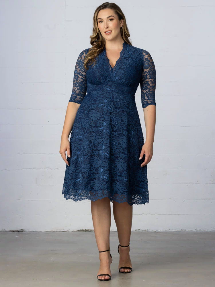 Mademoiselle Lace Cocktail Dress in Navy