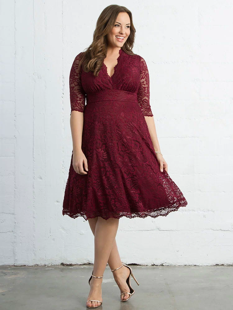 Mademoiselle Lace Cocktail Dress in Pinot Noir