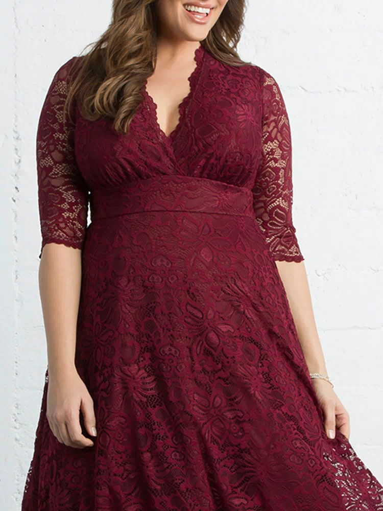 Mademoiselle Lace Cocktail Dress in Pinot Noir