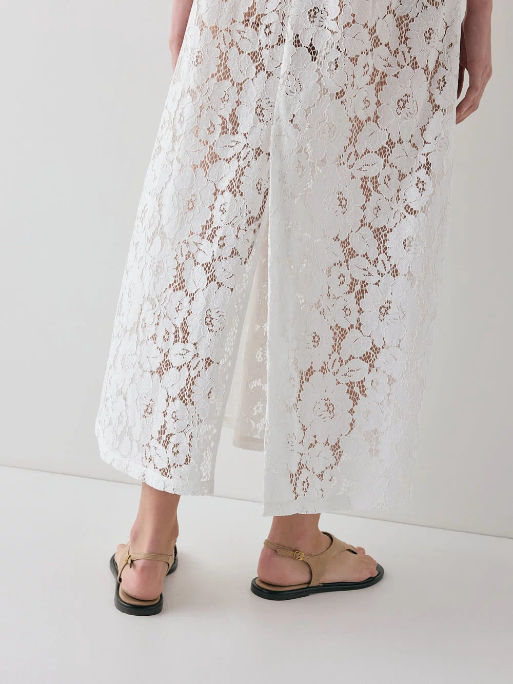 Maya Lace Midi Dress White