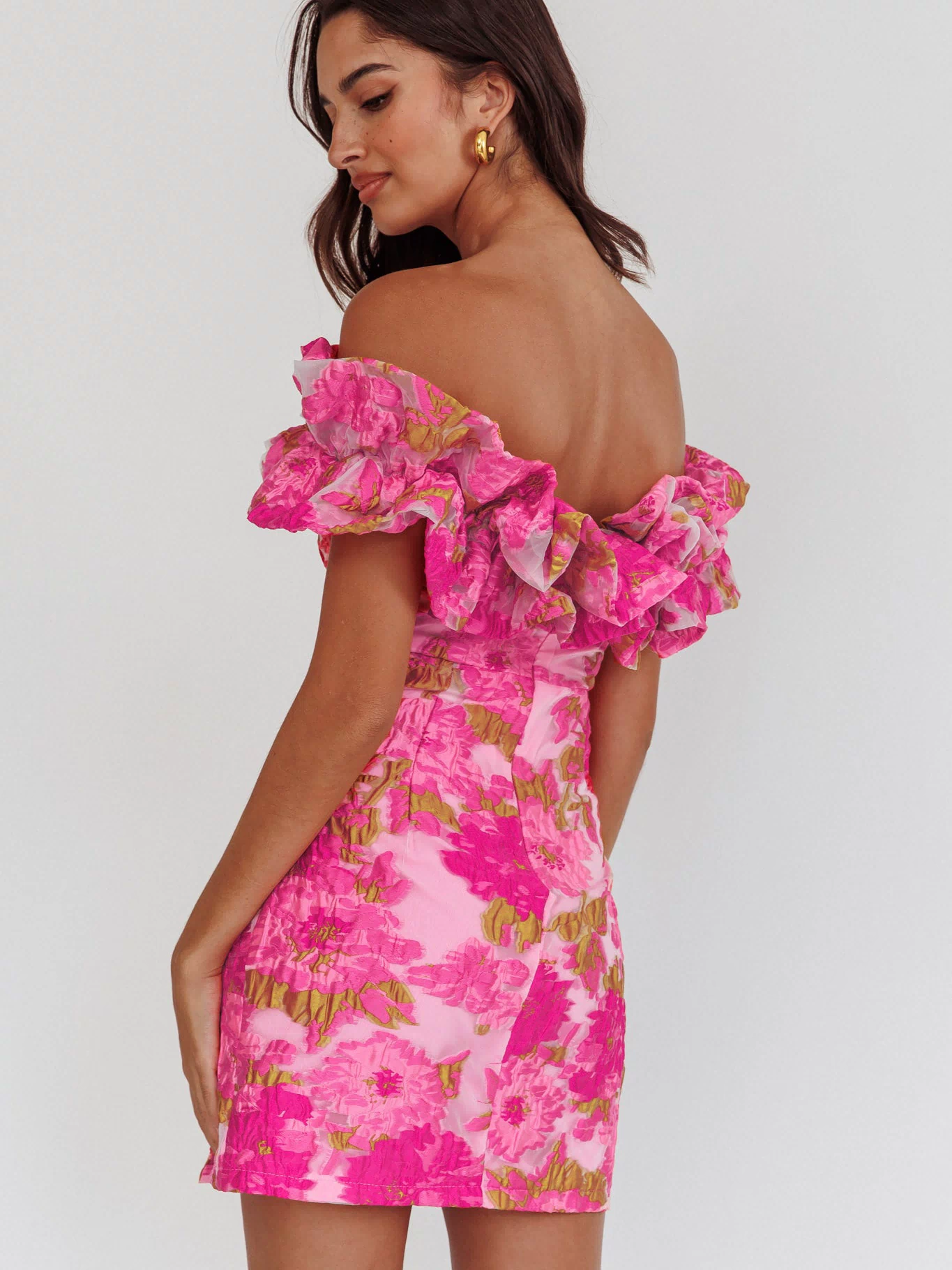 Memoire Off-Shoulder Textured Mini Dress Pink by Selfie Leslie