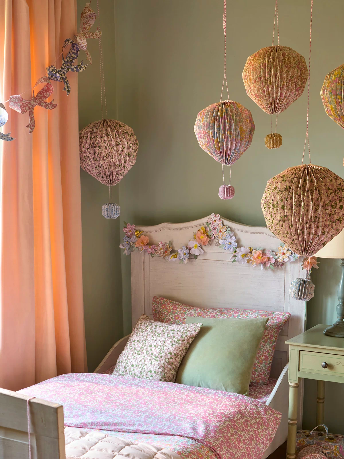 Our balloon decor set of 3 are fabulous paper decorations for hanging at parties or in the home, made with Liberty floral print designs. Image2