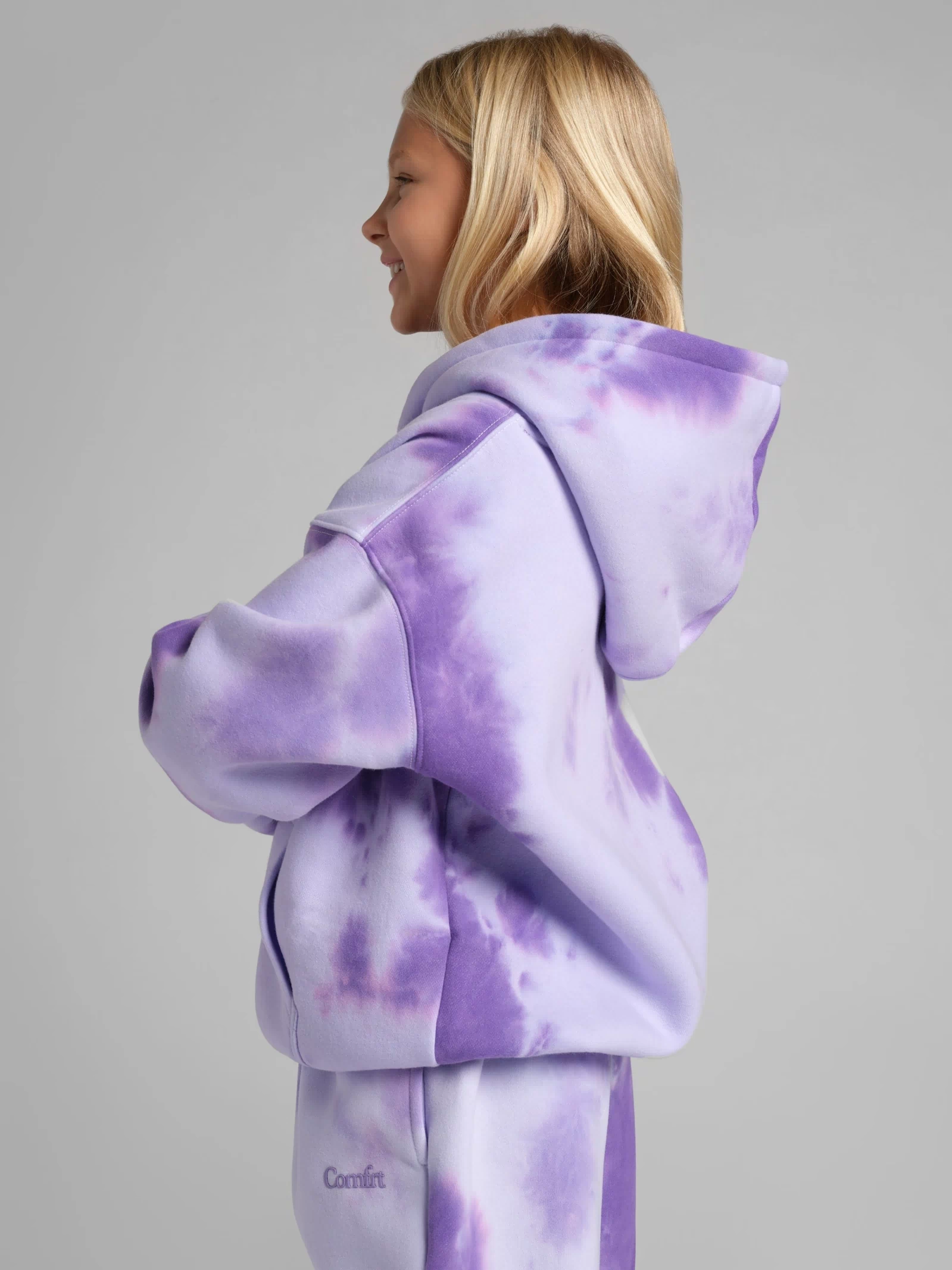 Lavender Cloud / Arina
