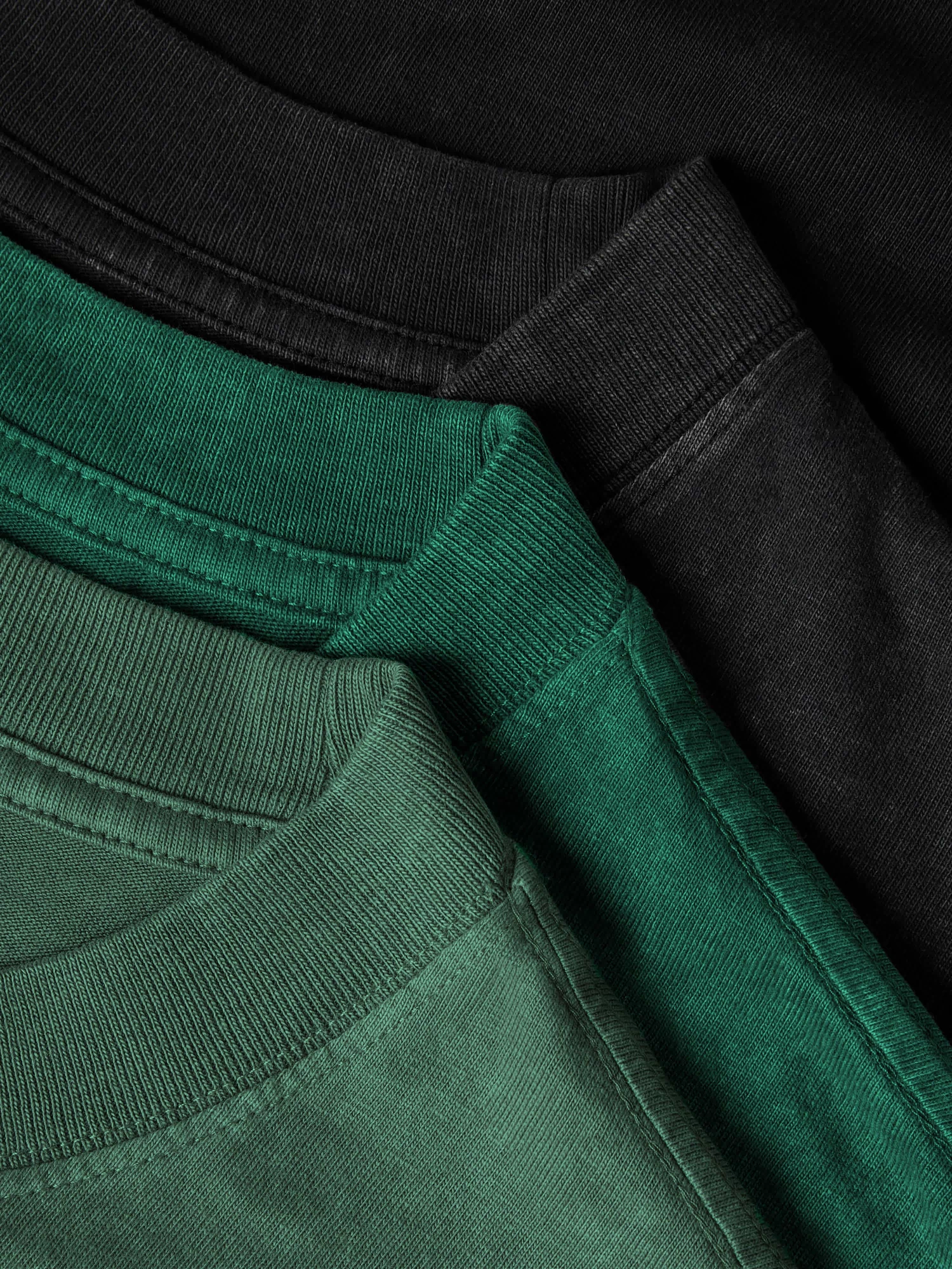 Nature-Dyed Pocket Long Sleeve - The Happy Clothing Company