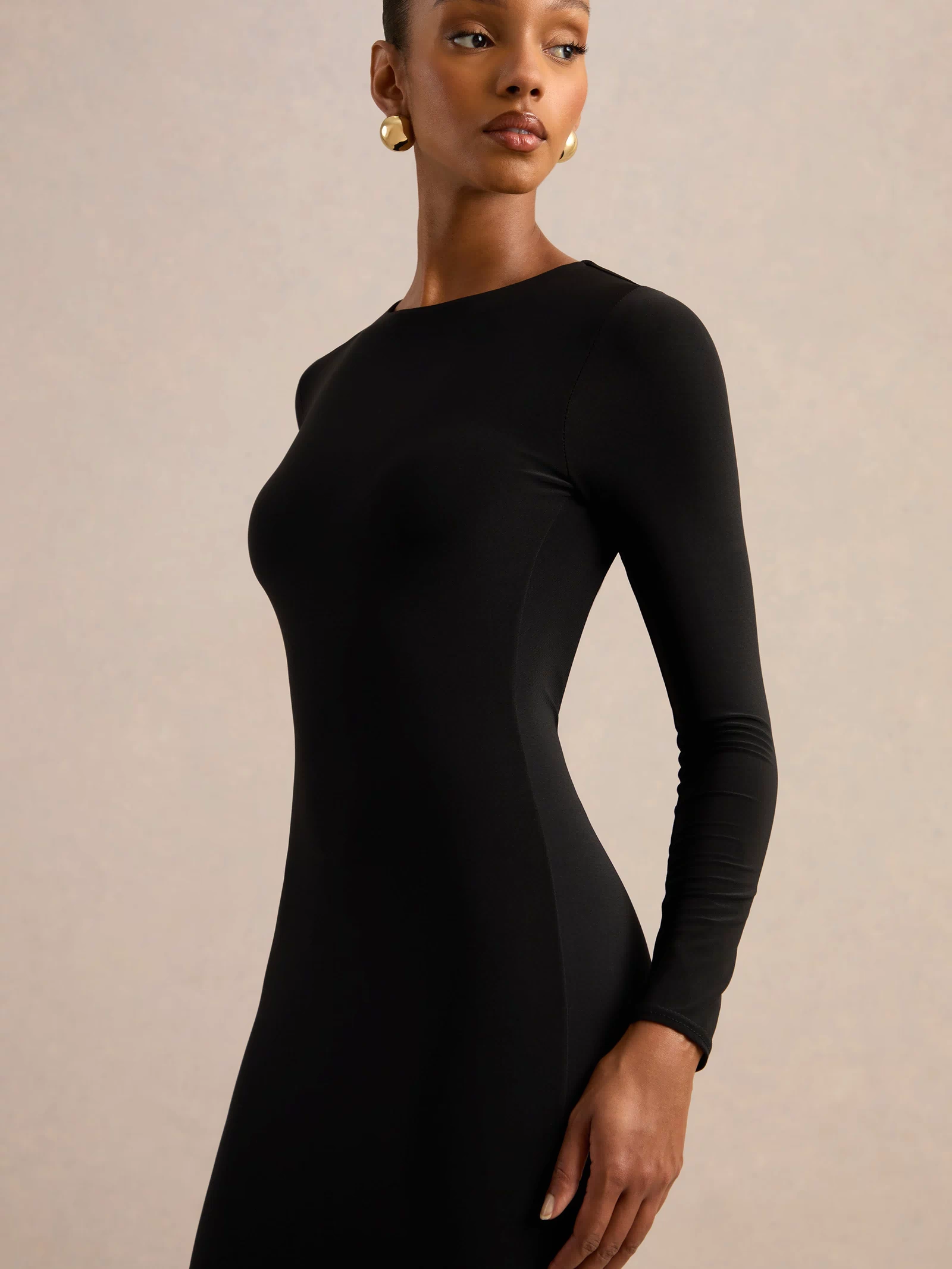 ECM_HR_CL126332002 - One Step Ahead _ Black Long Sleeve Backless Fishtail Maxi Dress 5.jpg