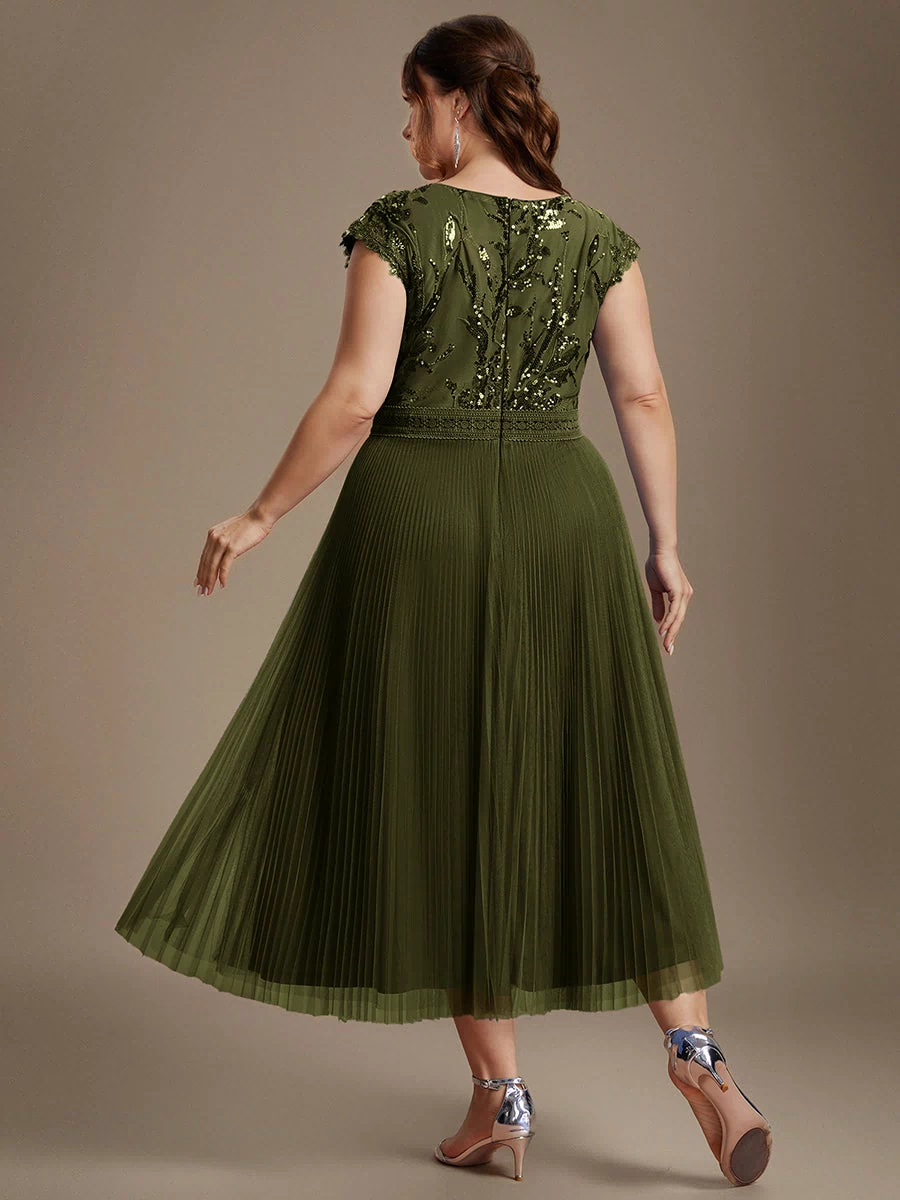 Plus Size See-through Sequin Wedding Guest Dress #color_Olive Green