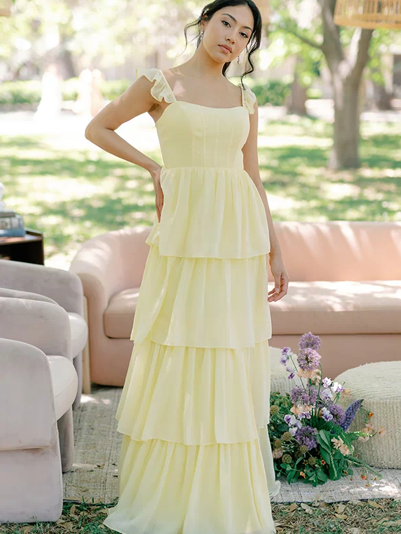 Model: Alicia; Size: 4; Color: Yellow