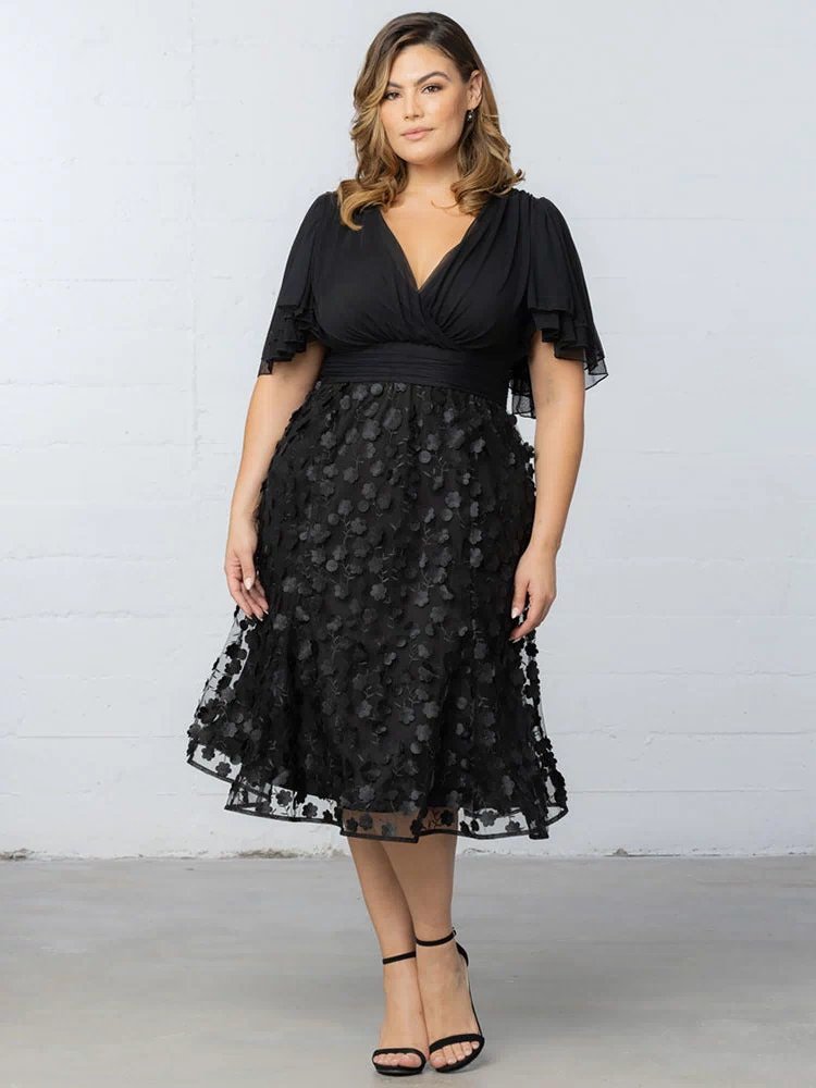 Pretty Petals Mesh Cocktail Dress in Onyx Blossoms