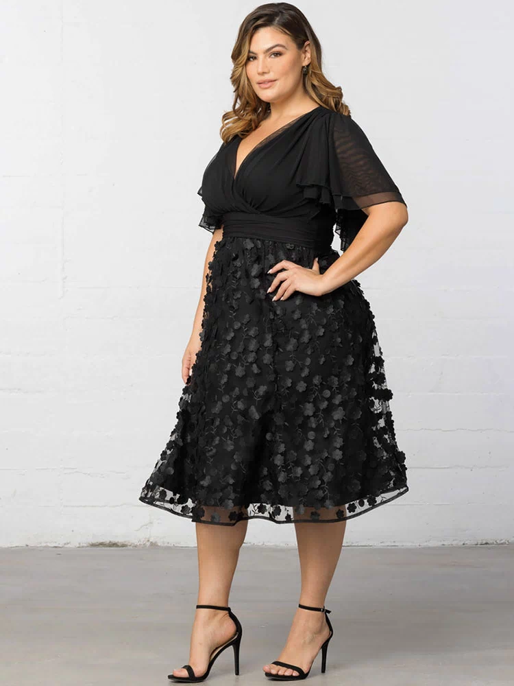 Pretty Petals Mesh Cocktail Dress in Onyx Blossoms