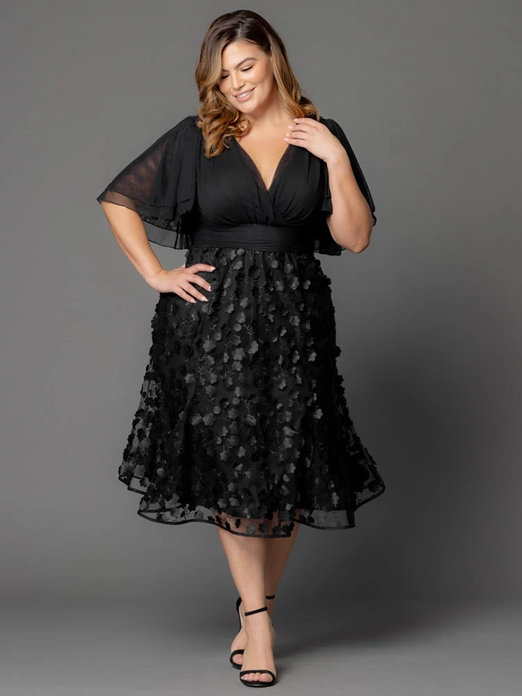 Pretty Petals Mesh Cocktail Dress in Onyx Blossoms