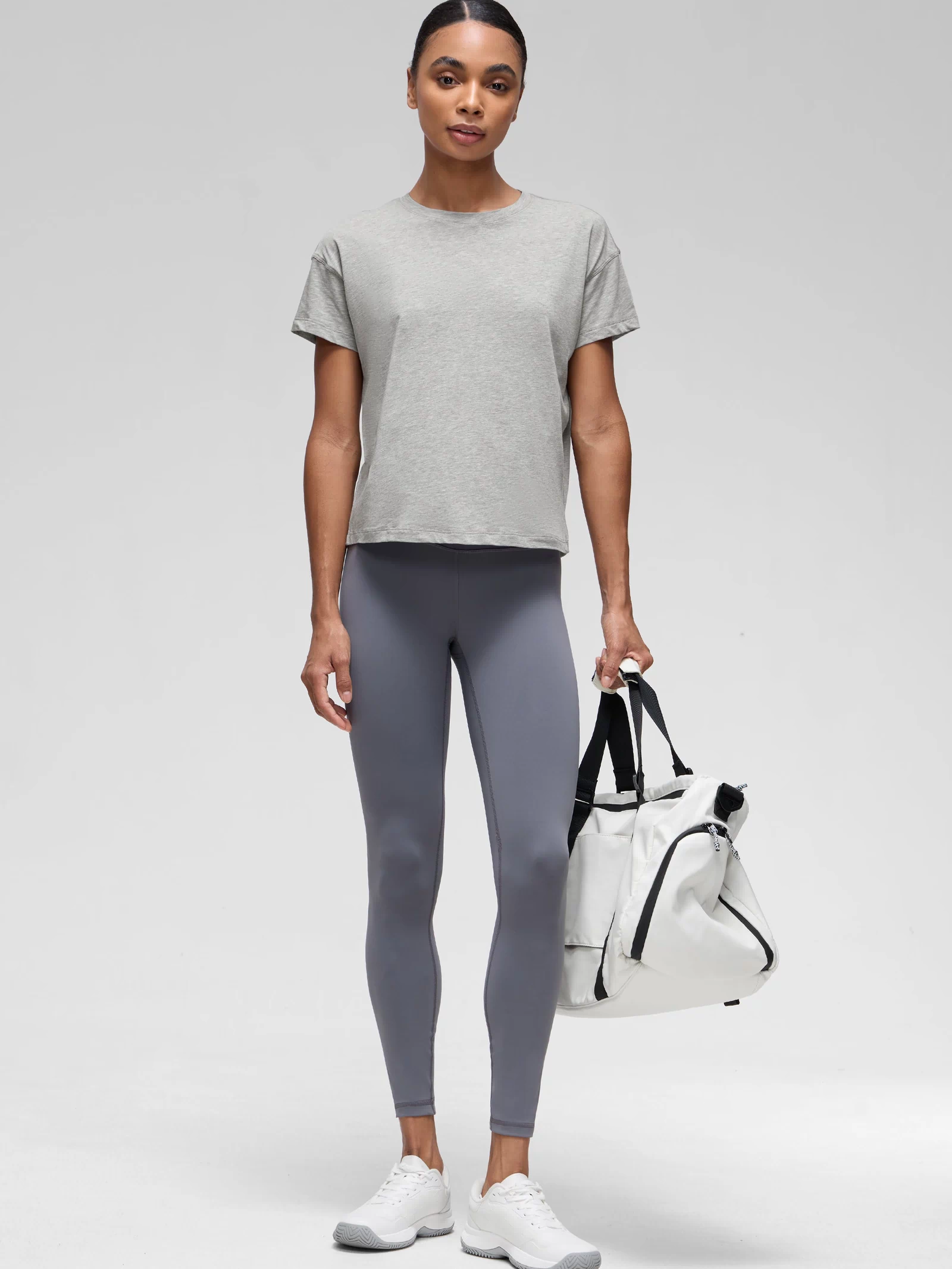 CRZ YOGA Women's Yoga Loose Fit Shirt Pima Cotton Short Sleeves Heathered Medium Grey @model_info:Fernanda