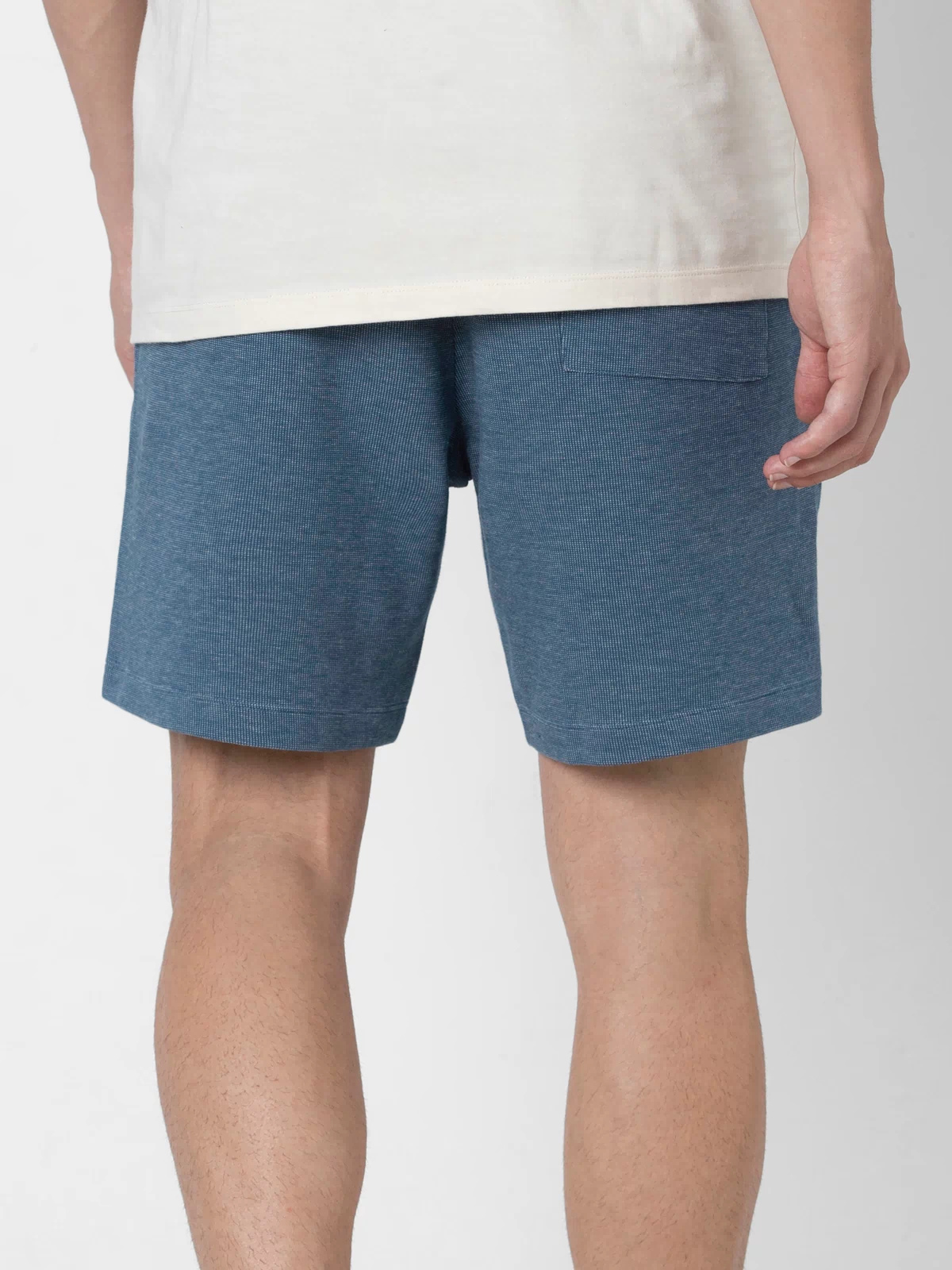 RR Short 7" Blue back on model