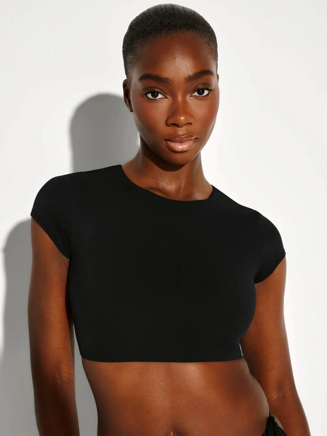 Sculpt Short Sleeve Swim Top