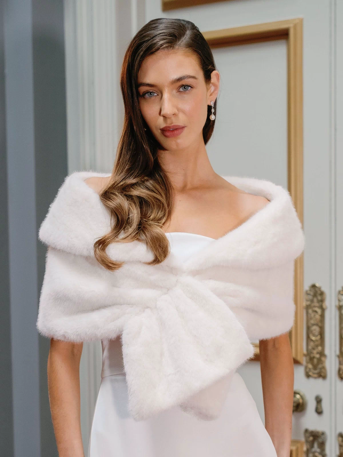 Sophie ivory faux fur bridal shawl - Liberty in Love