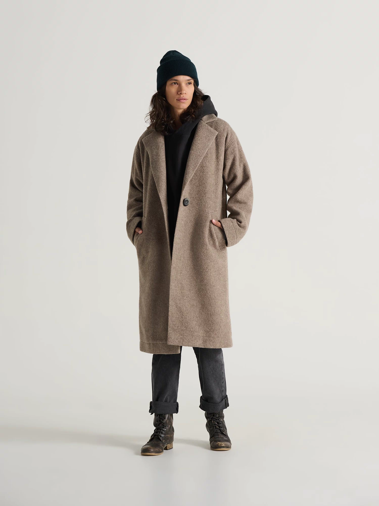 the-britannia-coat-sand-3