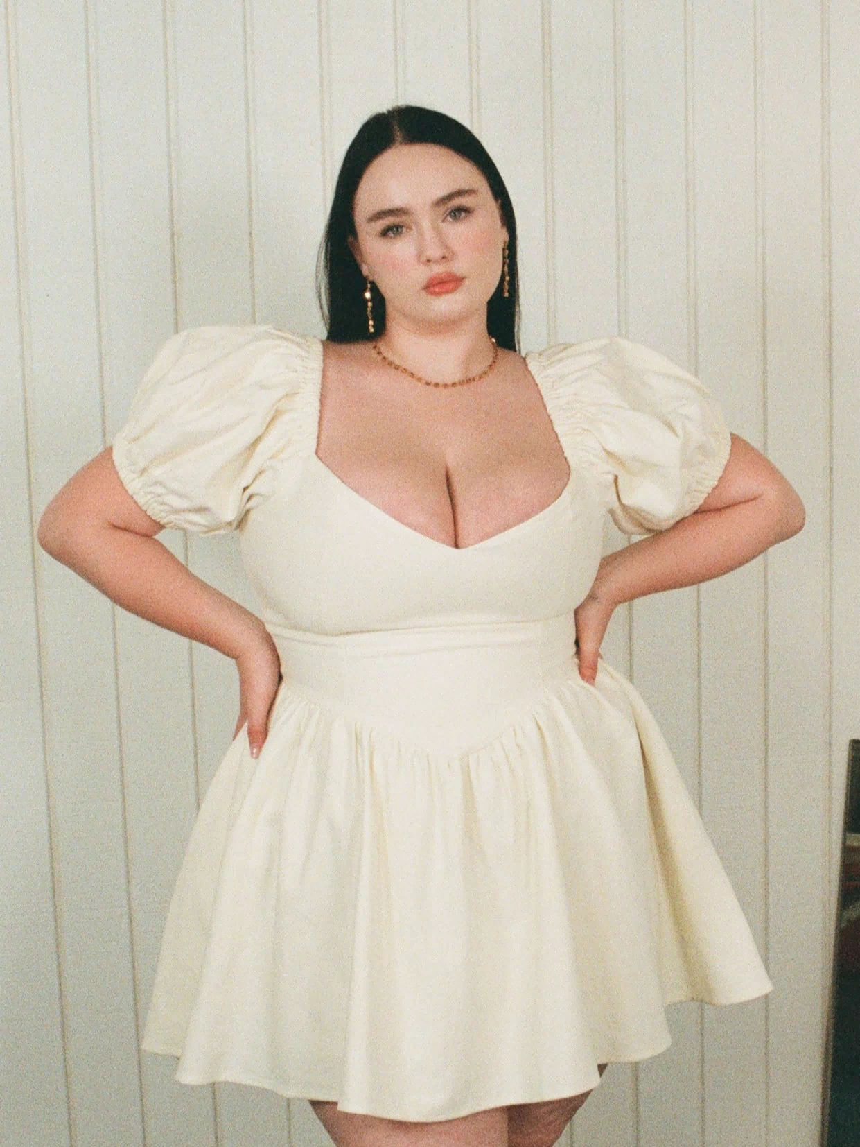 The Virgin Mini White